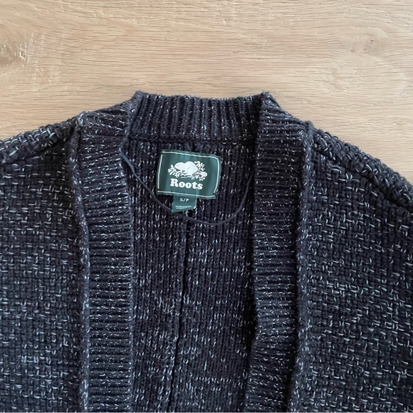 ROOTS Knit Cardigan Black w/Pockets - Picture 4 of 8